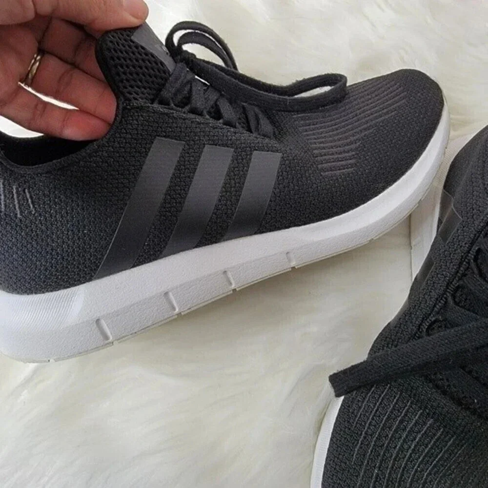 Adidas Swift Run Rf Core Black And Grey Shoes Men's sz 8 Sporty Gym